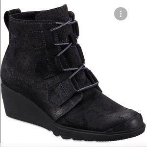 Sorel Toronto oil distressed lace up wedge booties